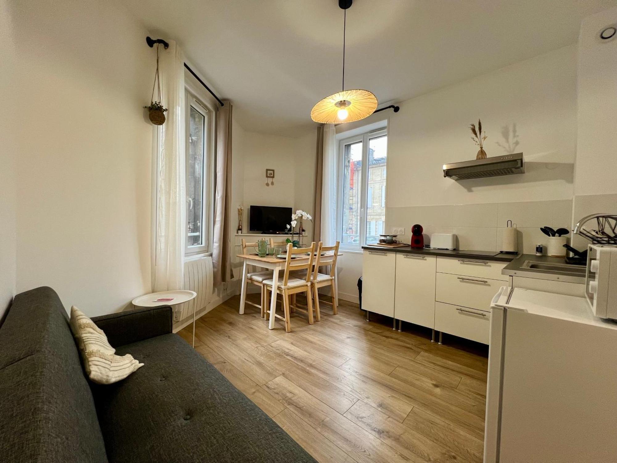 Appartement Cosy Hypercentre De Libourne Buitenkant foto